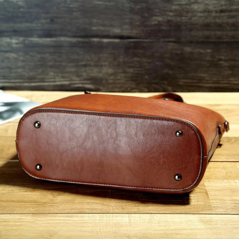 Lightweight Crossbody Shoulder Bag Large Capacity Women’s Bag with Adjustable Strap