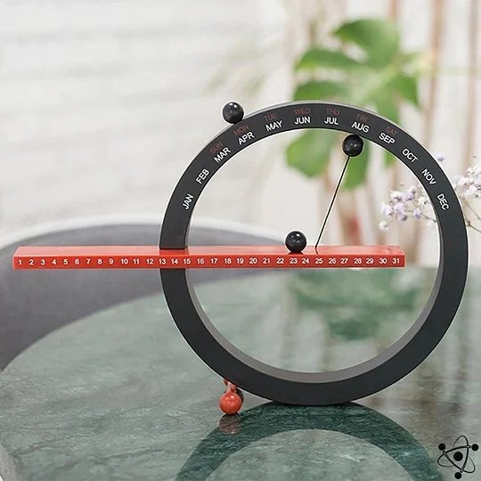 Magnetic Perpetual Calendar Silent Quartz Desk Clock Modern Decorative Calendar