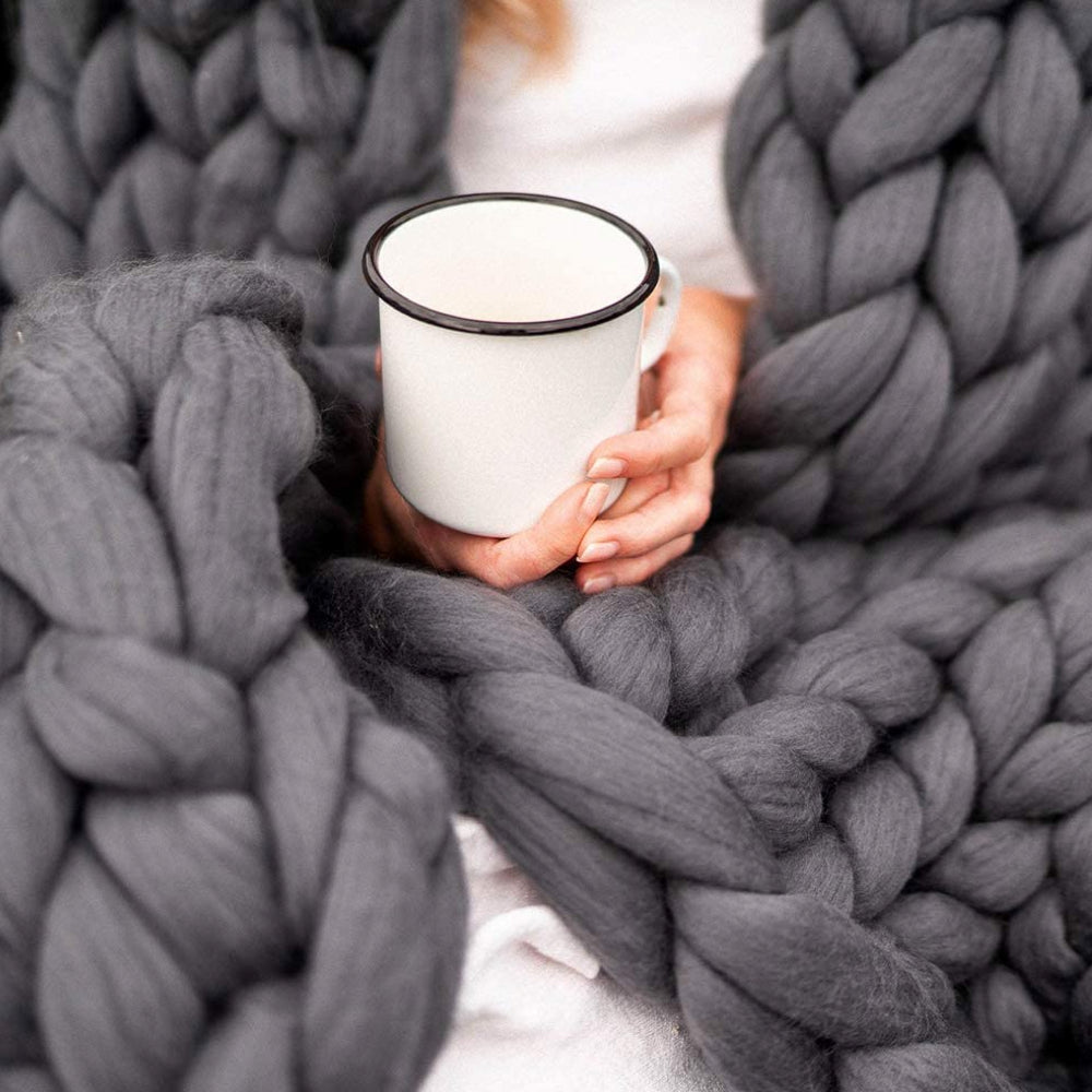 1000 Gram XXL Chunky Knitting Yarn Super Thick Soft Craft Wool