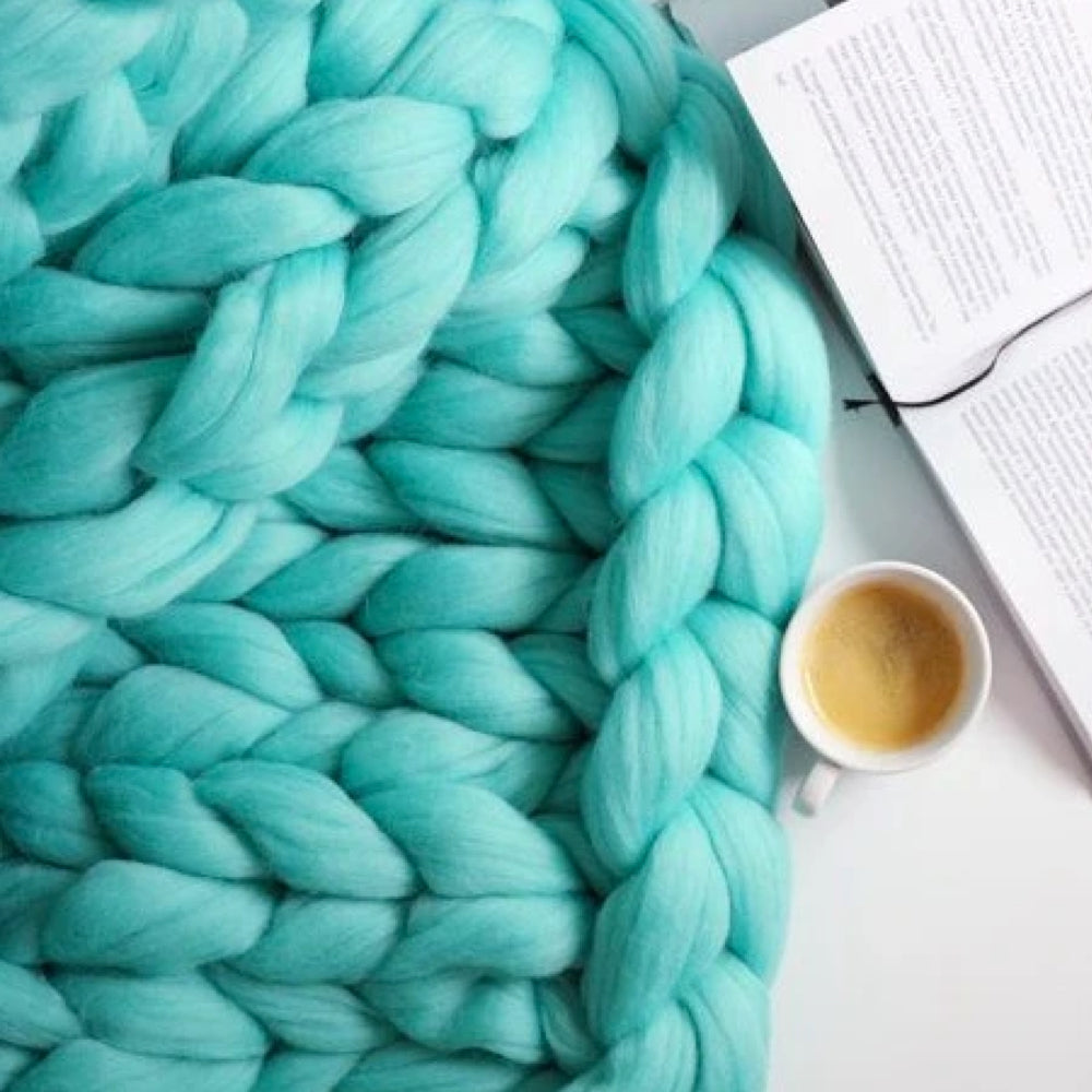 1000 Gram XXL Chunky Knitting Yarn Super Thick Soft Craft Wool