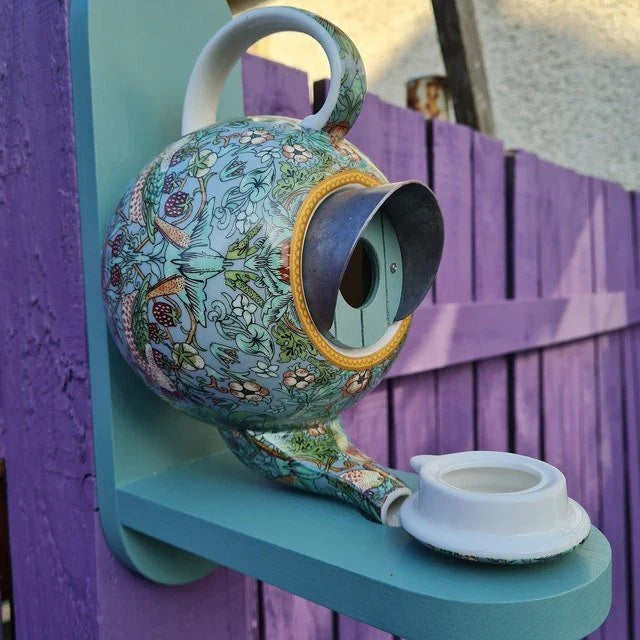 Decorative Hanging Bird Feeder Outdoor Garden Balcony