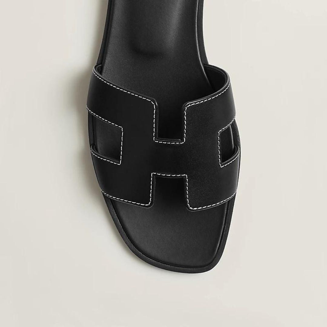 Elegant Luxury Sandals Ergonomic Support Adjustable Straps Comfortable Fit