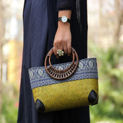 Handcrafted Patterned Handbag Vibrant Woven Design Zip Pocket Purse