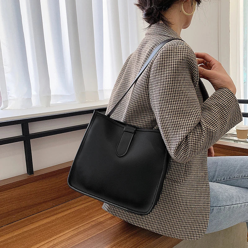 Lightweight Crossbody Shoulder Bag Large Capacity Zipper Women’s Everyday Handbag