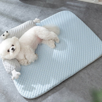 Luxury Dog Cooling Mat – Soft Summer Cooling Bed for Dogs