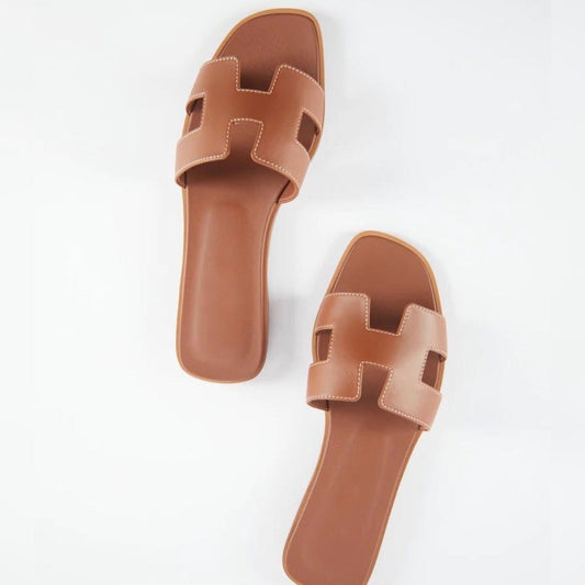 Luxury Flat Women Slippers Cut Out Design Slip On Comfort