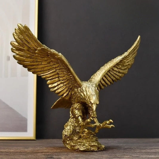 MajesticGold Golden Eagle Statue Luxury Decorative Accent for Home and Office