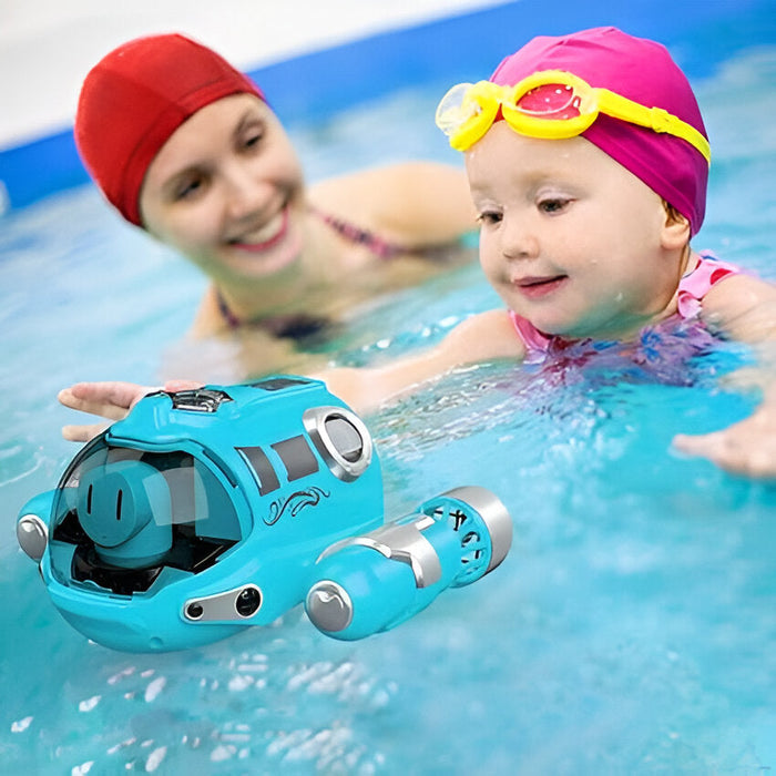 Remote Control Submarine Toy for Pool and Bathtub Water Play