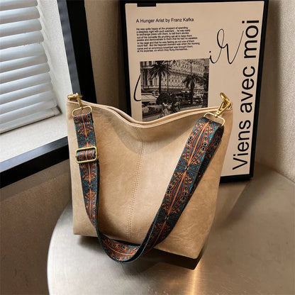 Vintage Leather Crossbody Shoulder Bag for Women Elegant Everyday Handbag with Spacious Interior