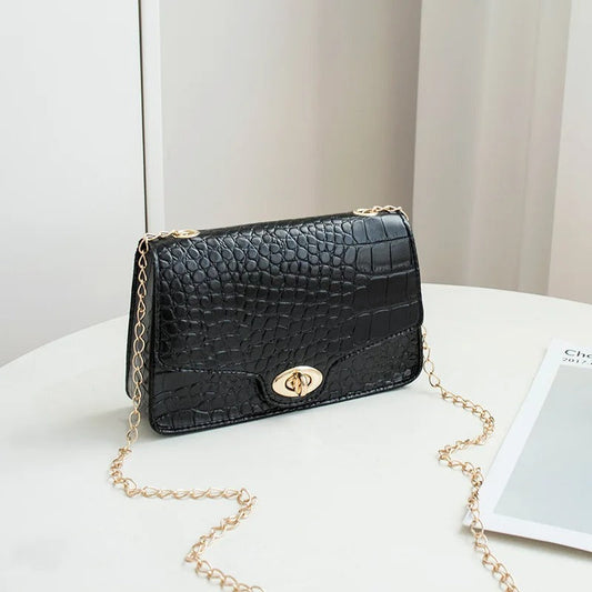 Women Large Capacity Handbag Buckle Detail Adjustable Strap Shoulder Crossbody Bag
